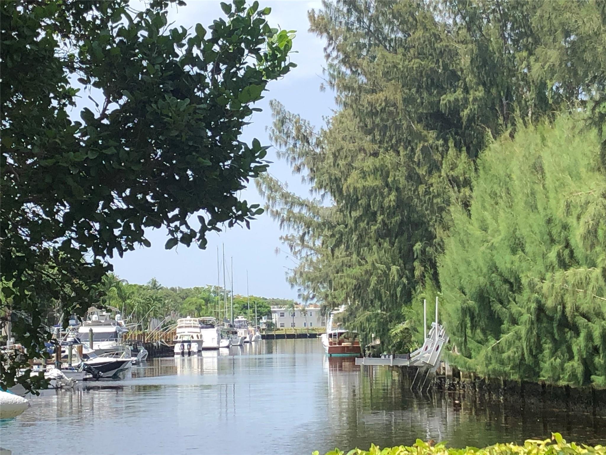 Bay Colony Club Condo - Residential Lease