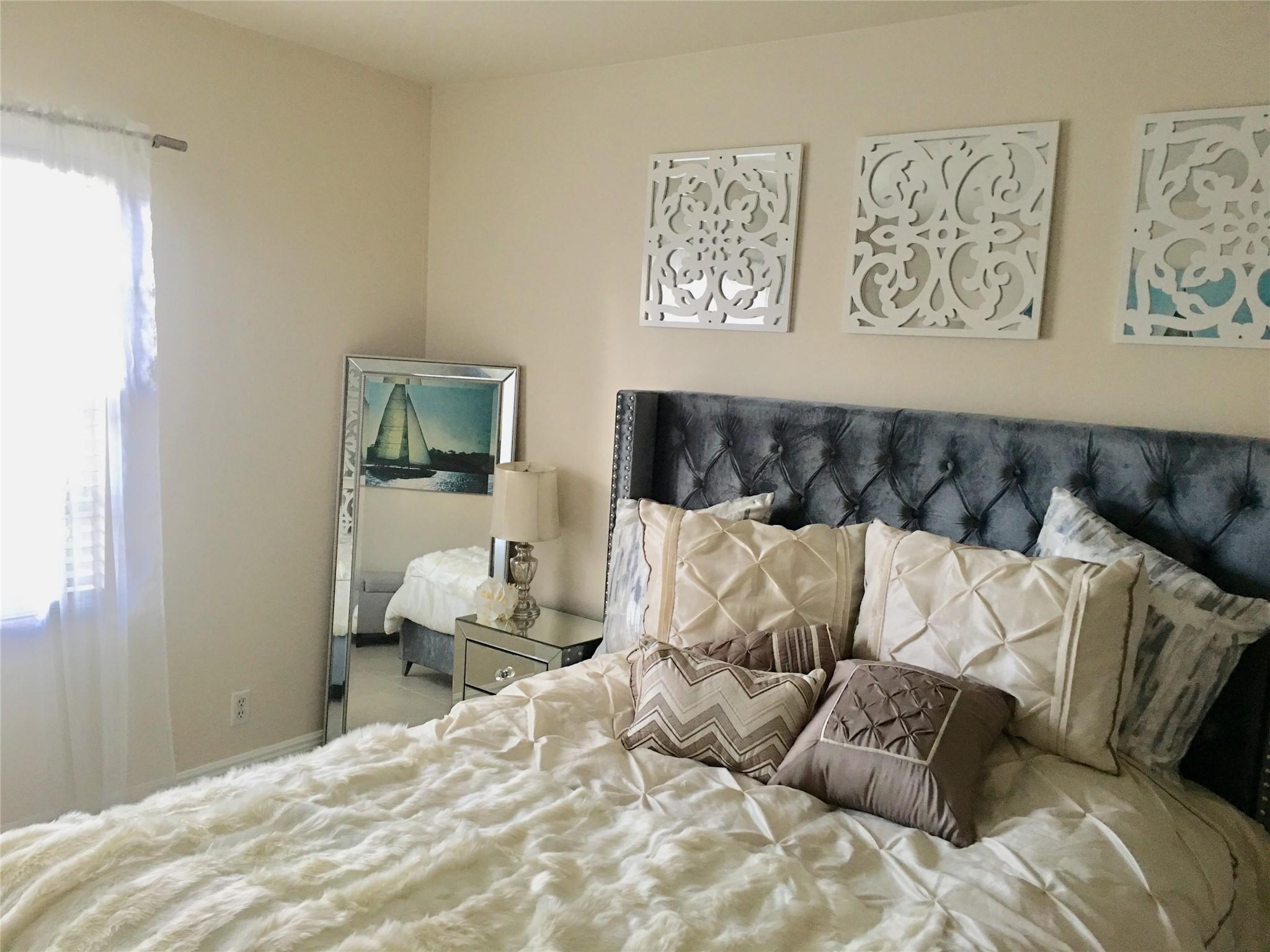 Bay Colony Club Condo - Residential Lease