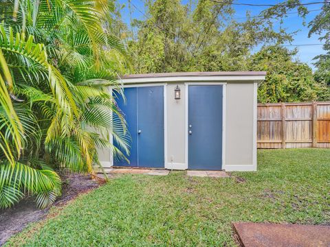 A home in Wilton Manors