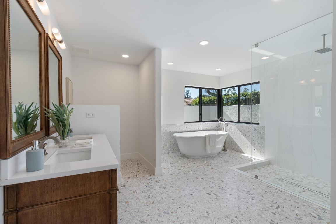 PINE TREE GOLF CLUB - Residential