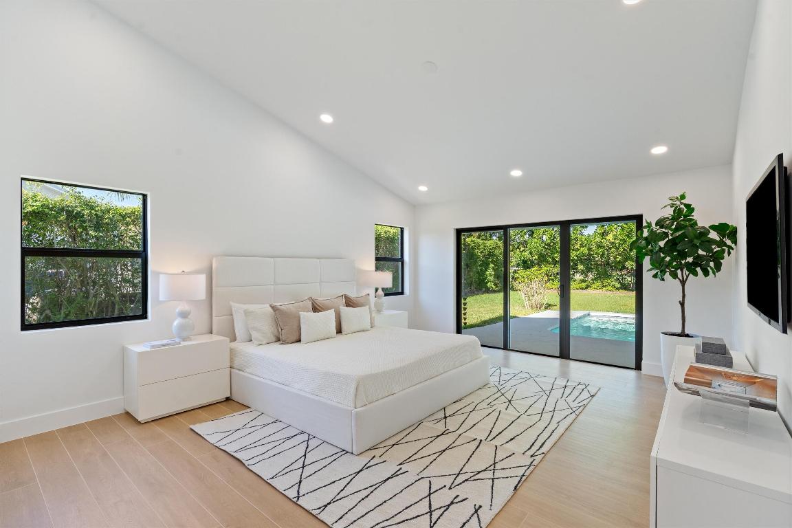 PINE TREE GOLF CLUB - Residential