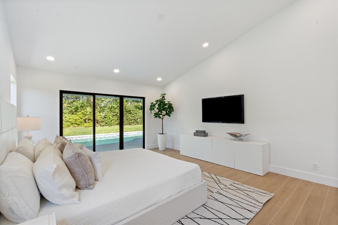 PINE TREE GOLF CLUB - Residential