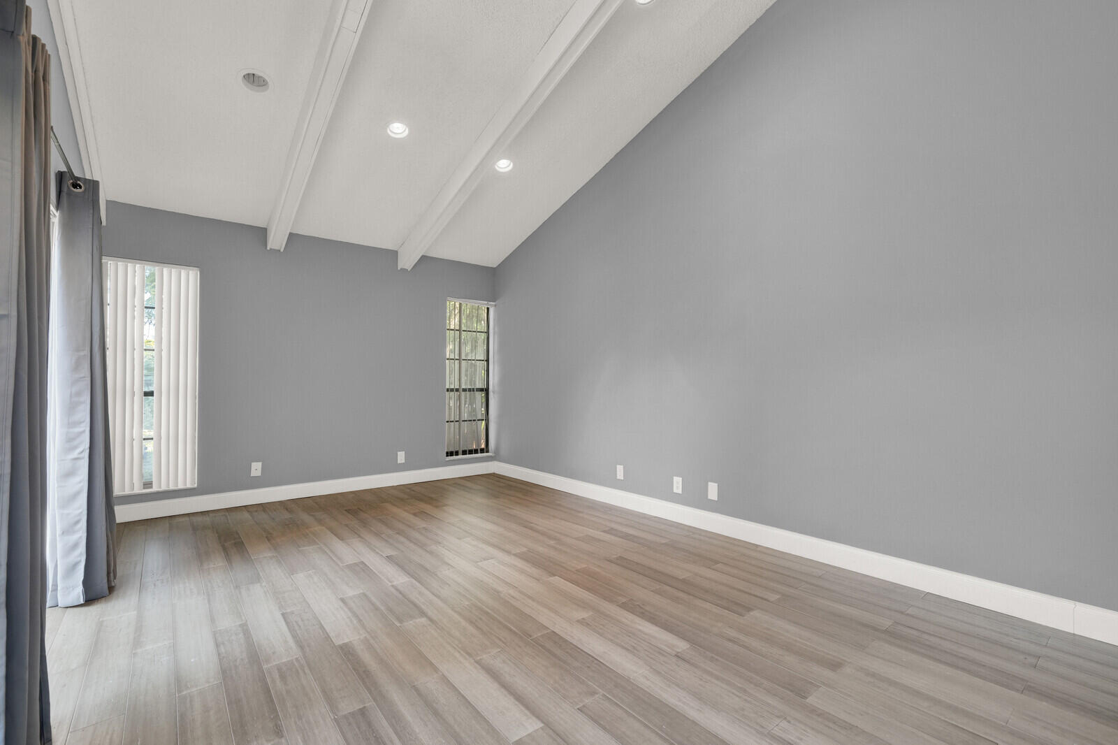 VISTA VERDE SEC 1 OF VIA VERDE - Residential