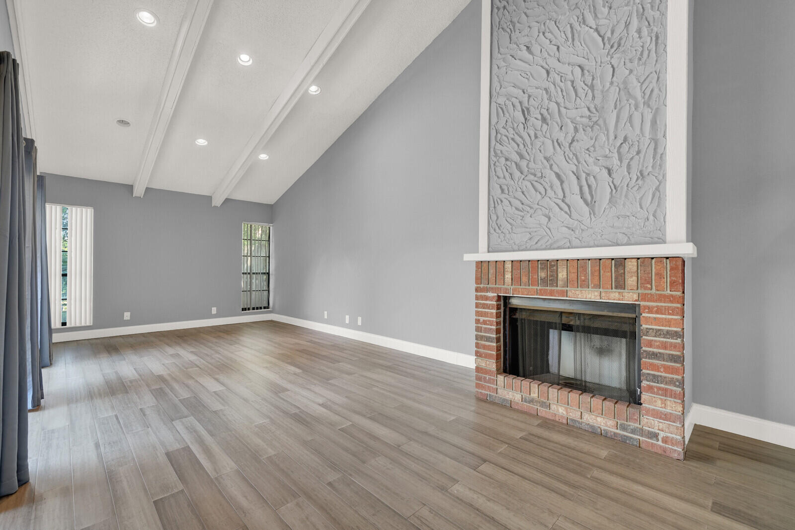 VISTA VERDE SEC 1 OF VIA VERDE - Residential