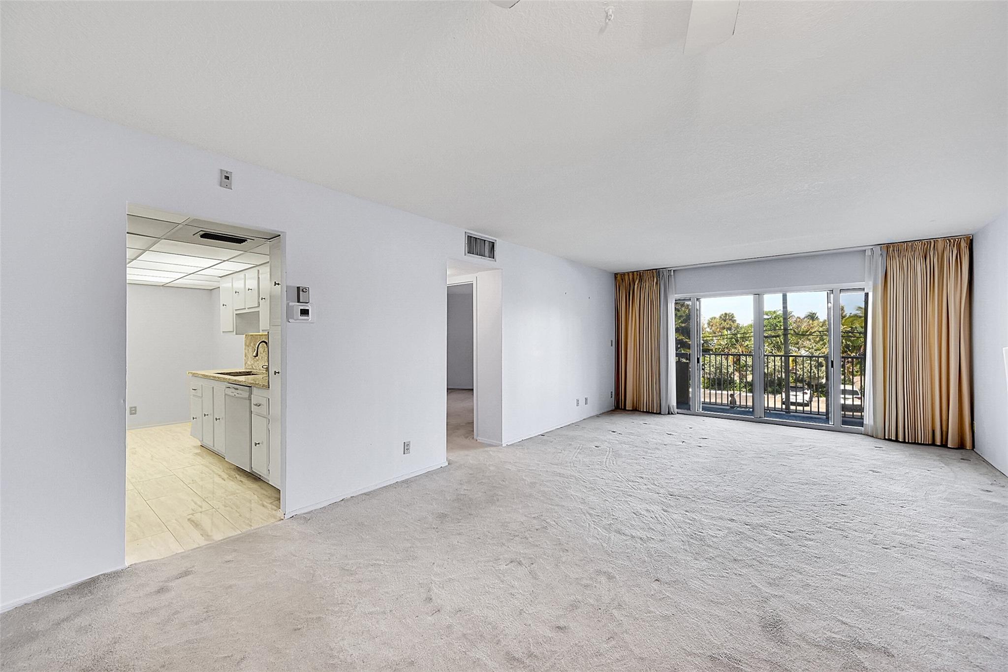 1200 Hibiscus Ave 203