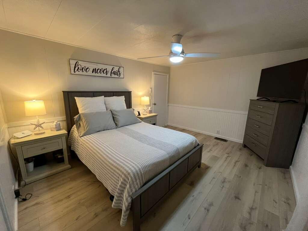 COMMONWEALTH MOBILE ESTATES - Residential