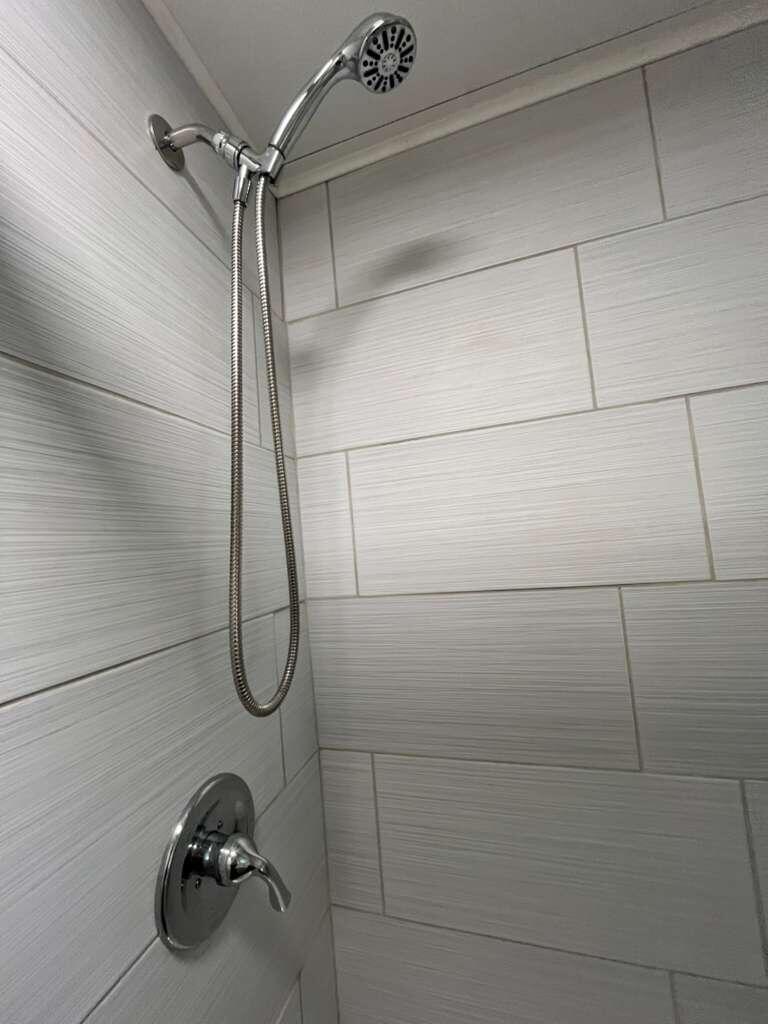 COMMONWEALTH MOBILE ESTATES - Residential