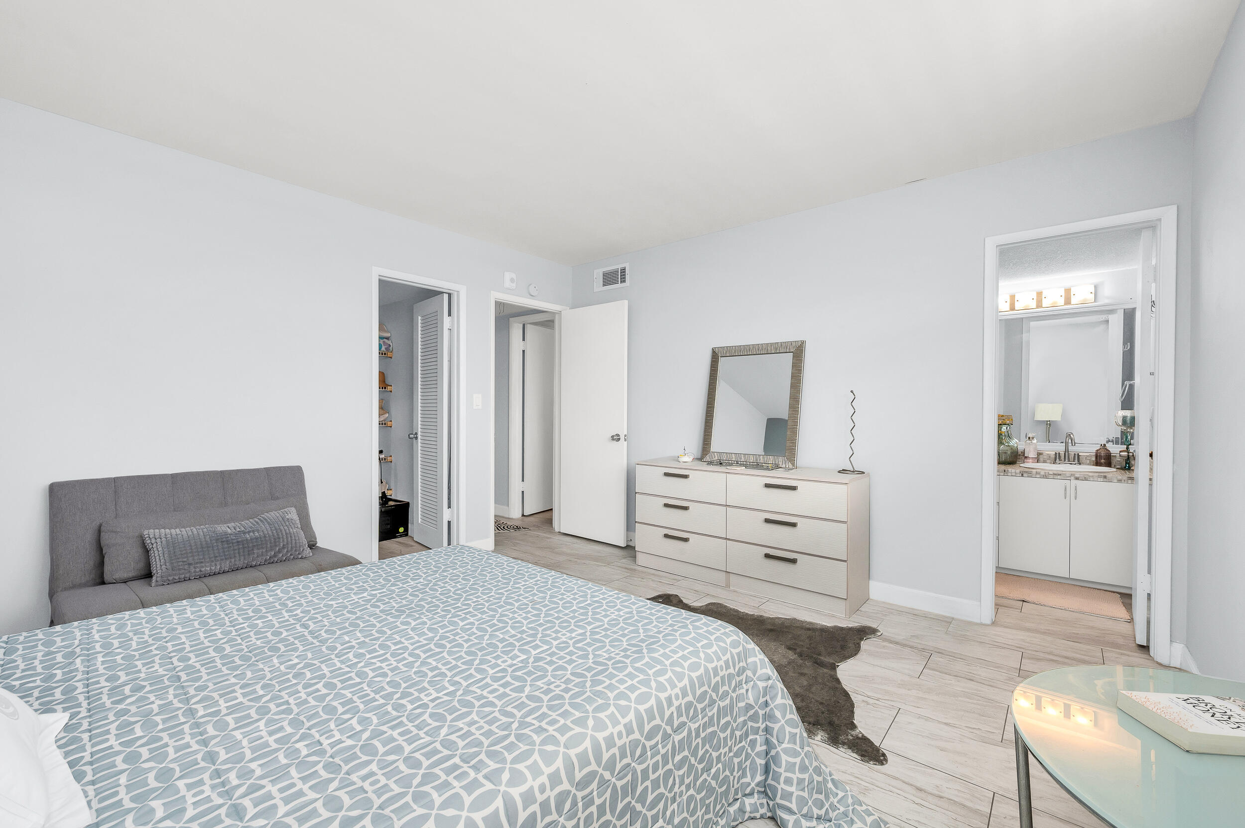 GARDEN-AIRE VILLAGE - Residential