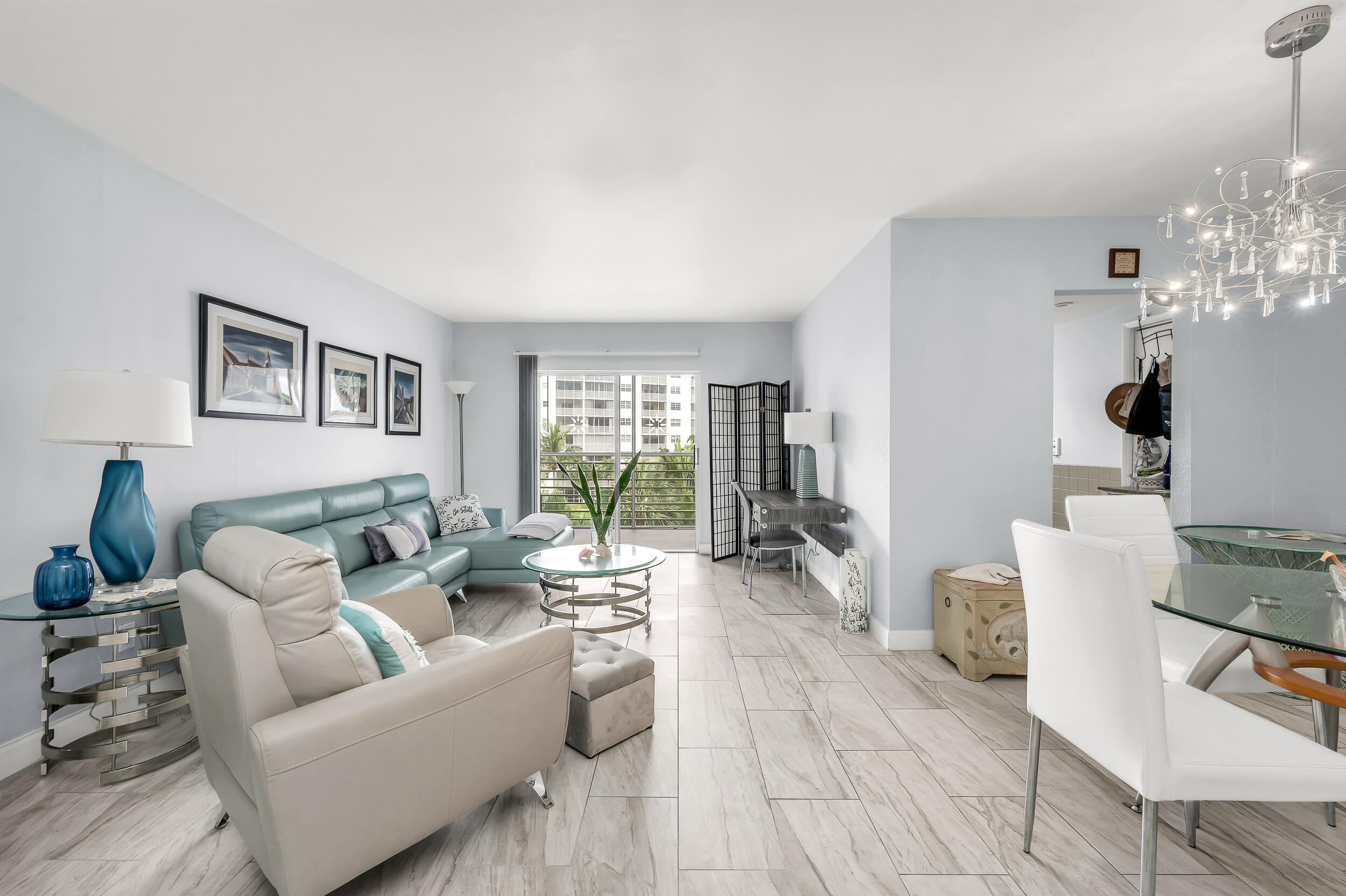 GARDEN-AIRE VILLAGE - Residential