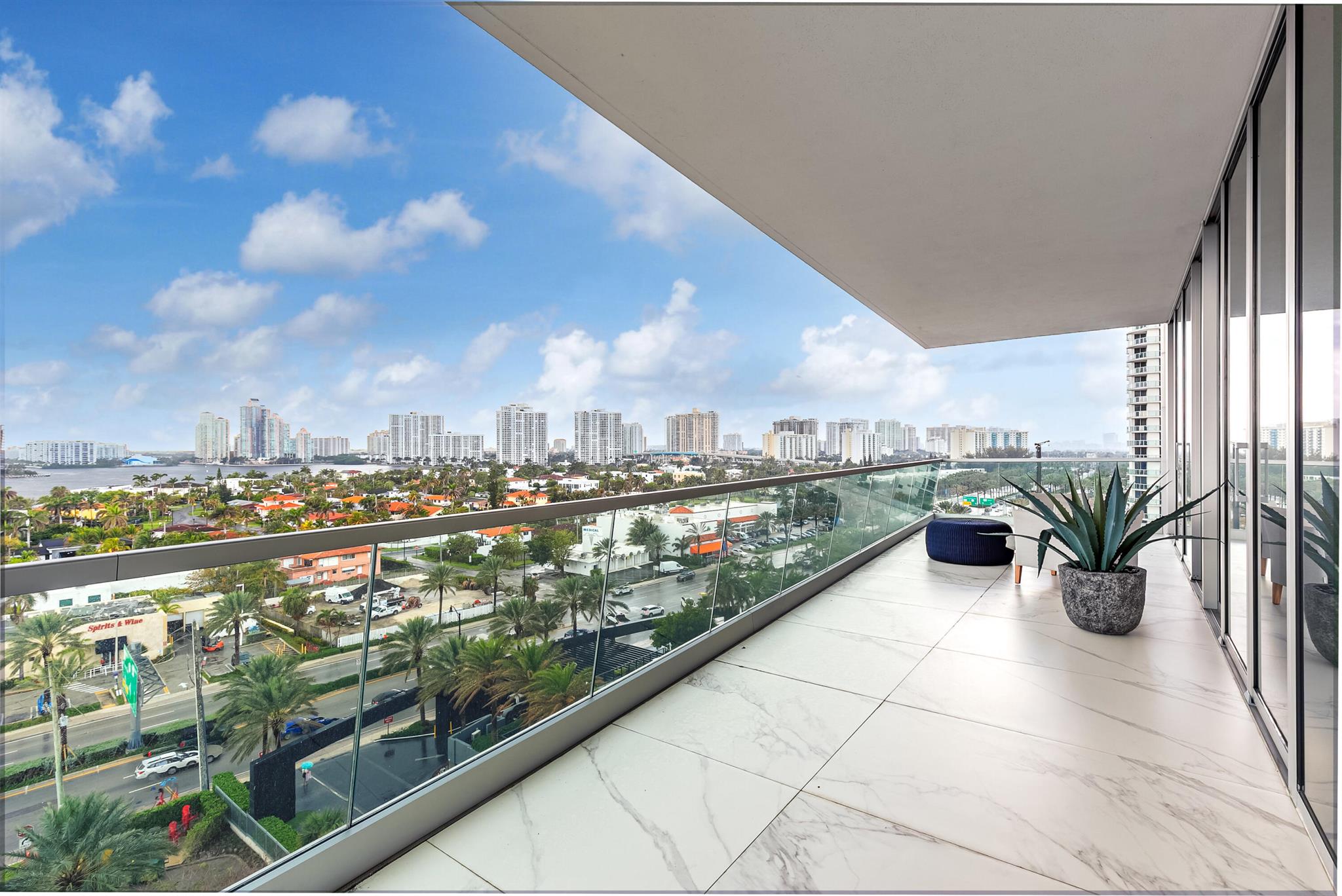 Turnberry Ocean Club - Residential