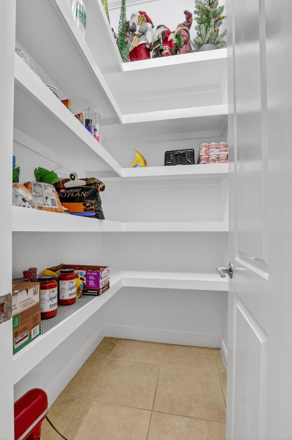 Mizner Country Club - Residential