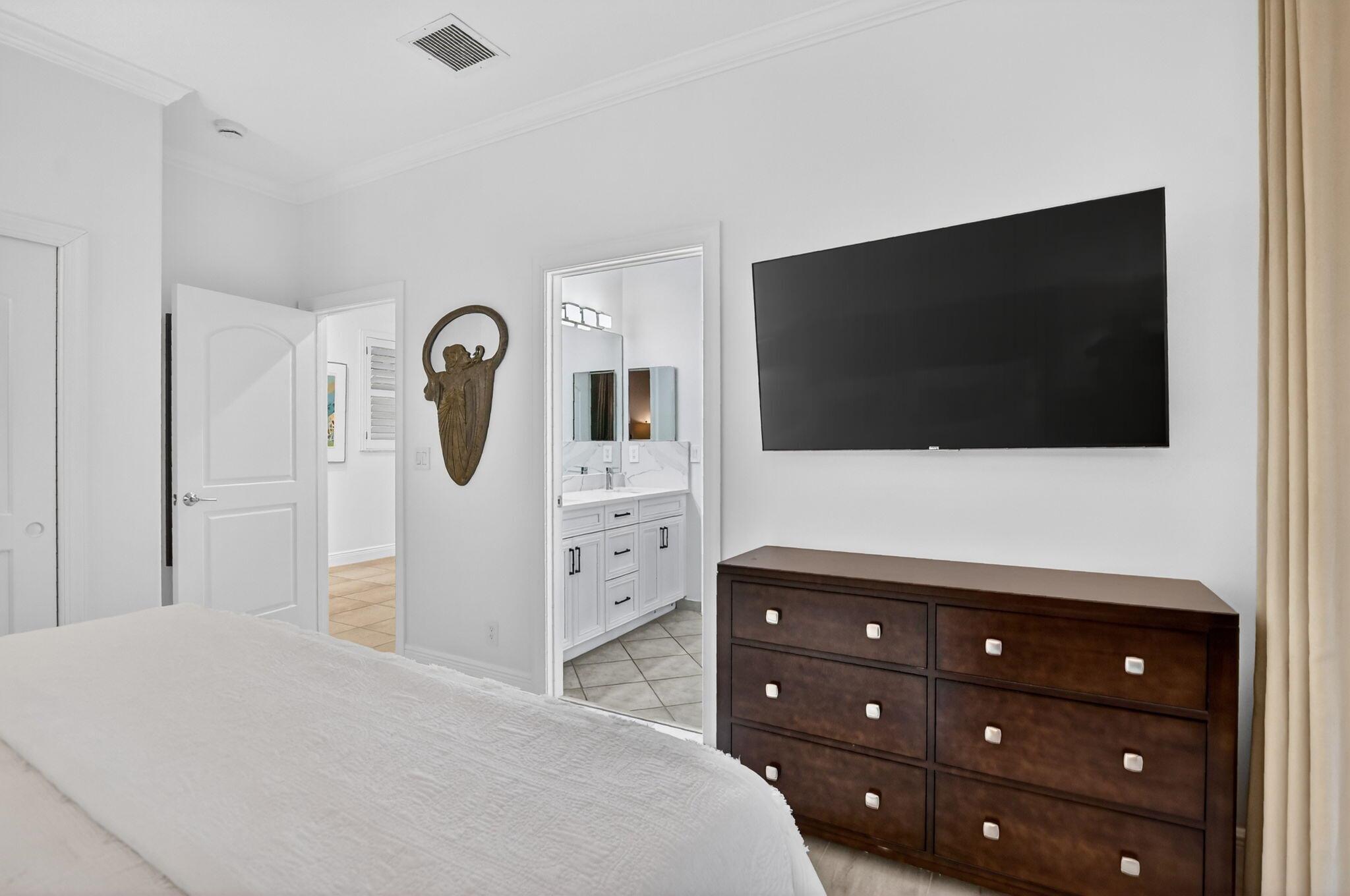 Mizner Country Club - Residential