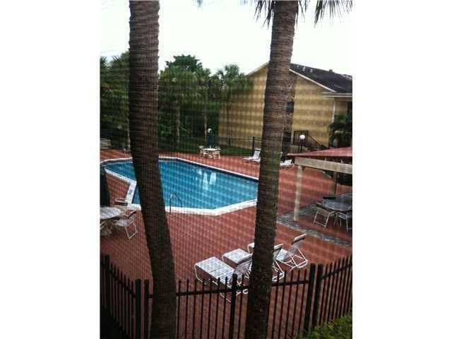 CORAL PLAZA CONDO - Residential Lease