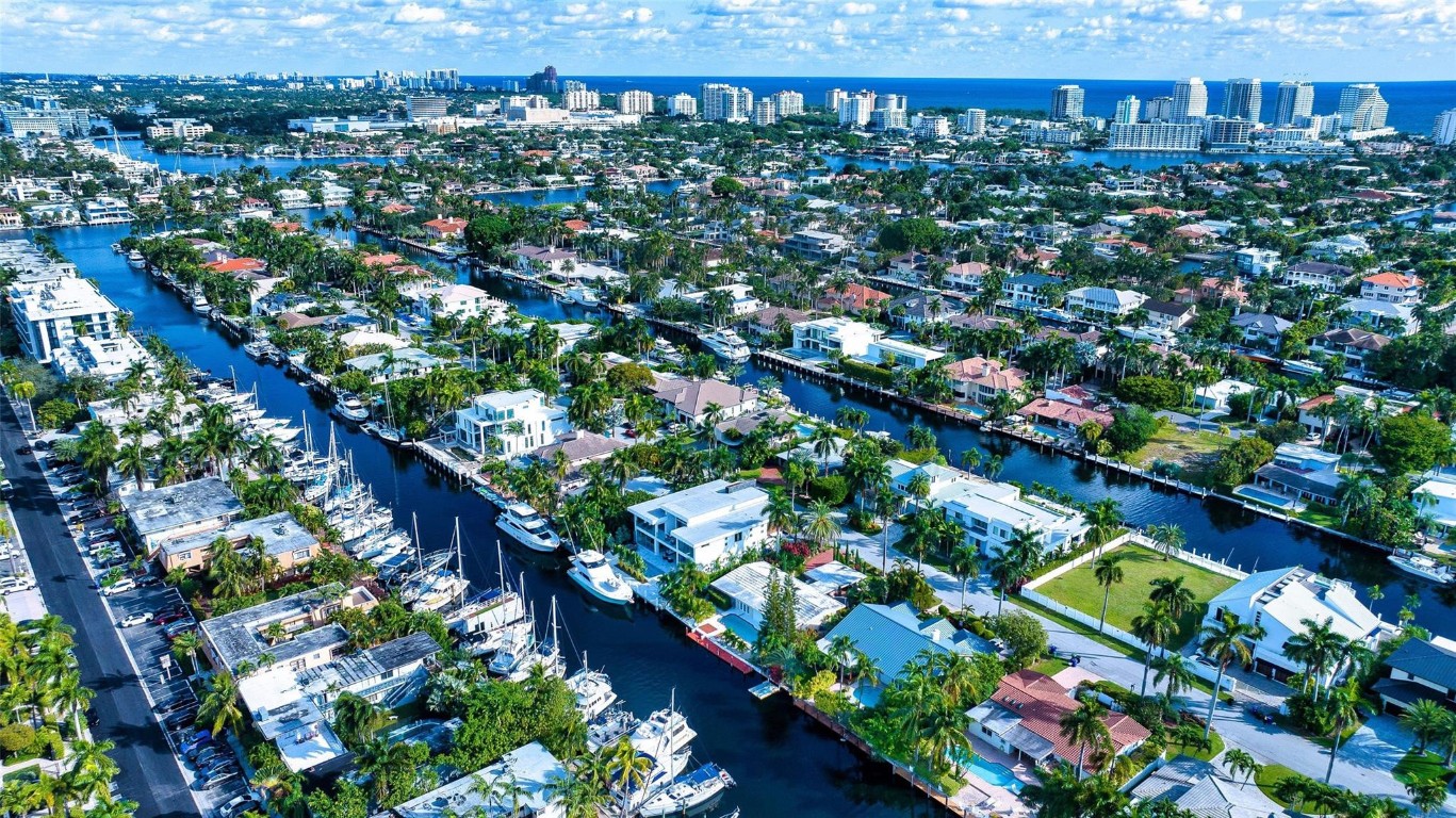 NURMI ISLES - Residential