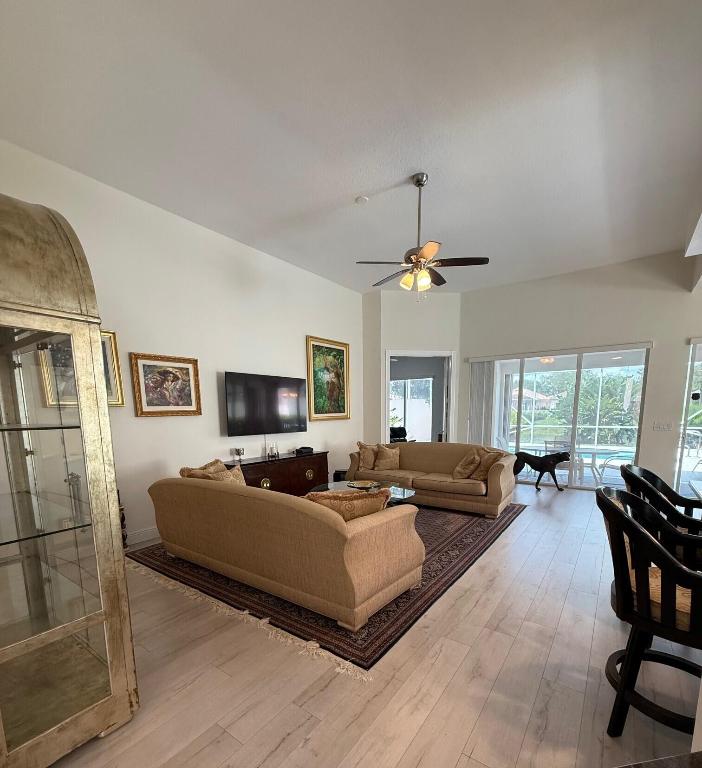 2643 Irma Lake Drive