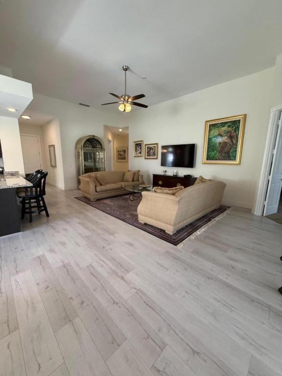 2643 Irma Lake Drive