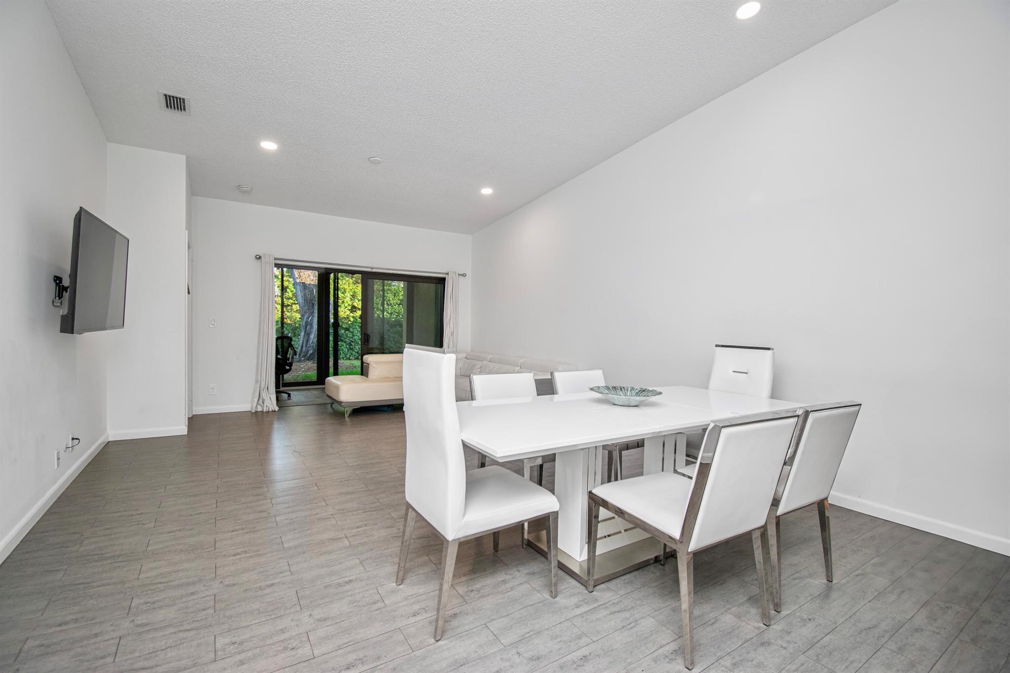 THORNHILL GLEN - Residential