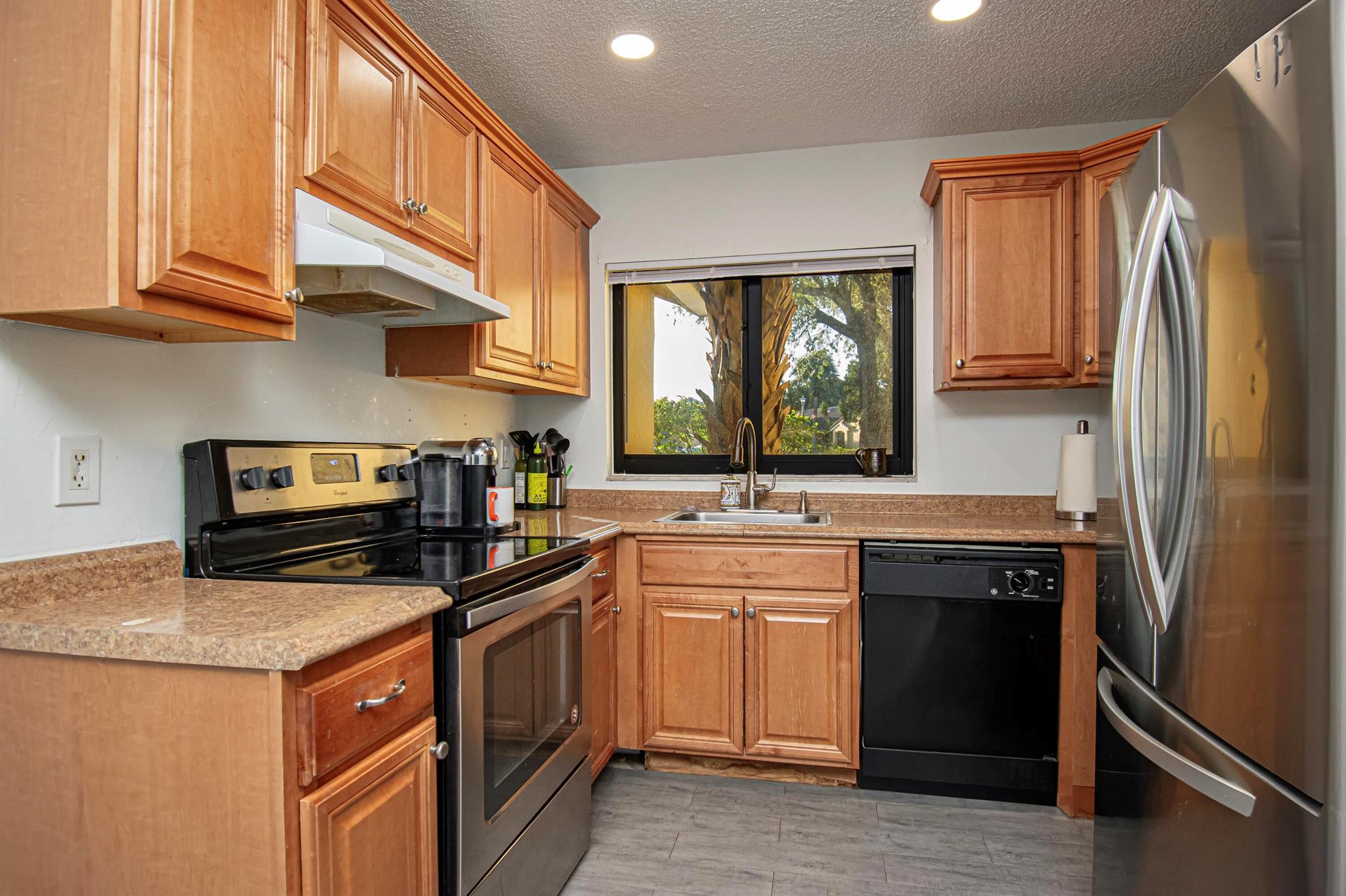 THORNHILL GLEN - Residential