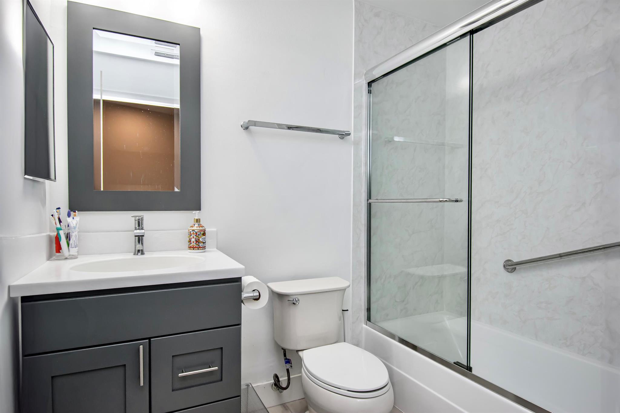 THORNHILL GLEN - Residential