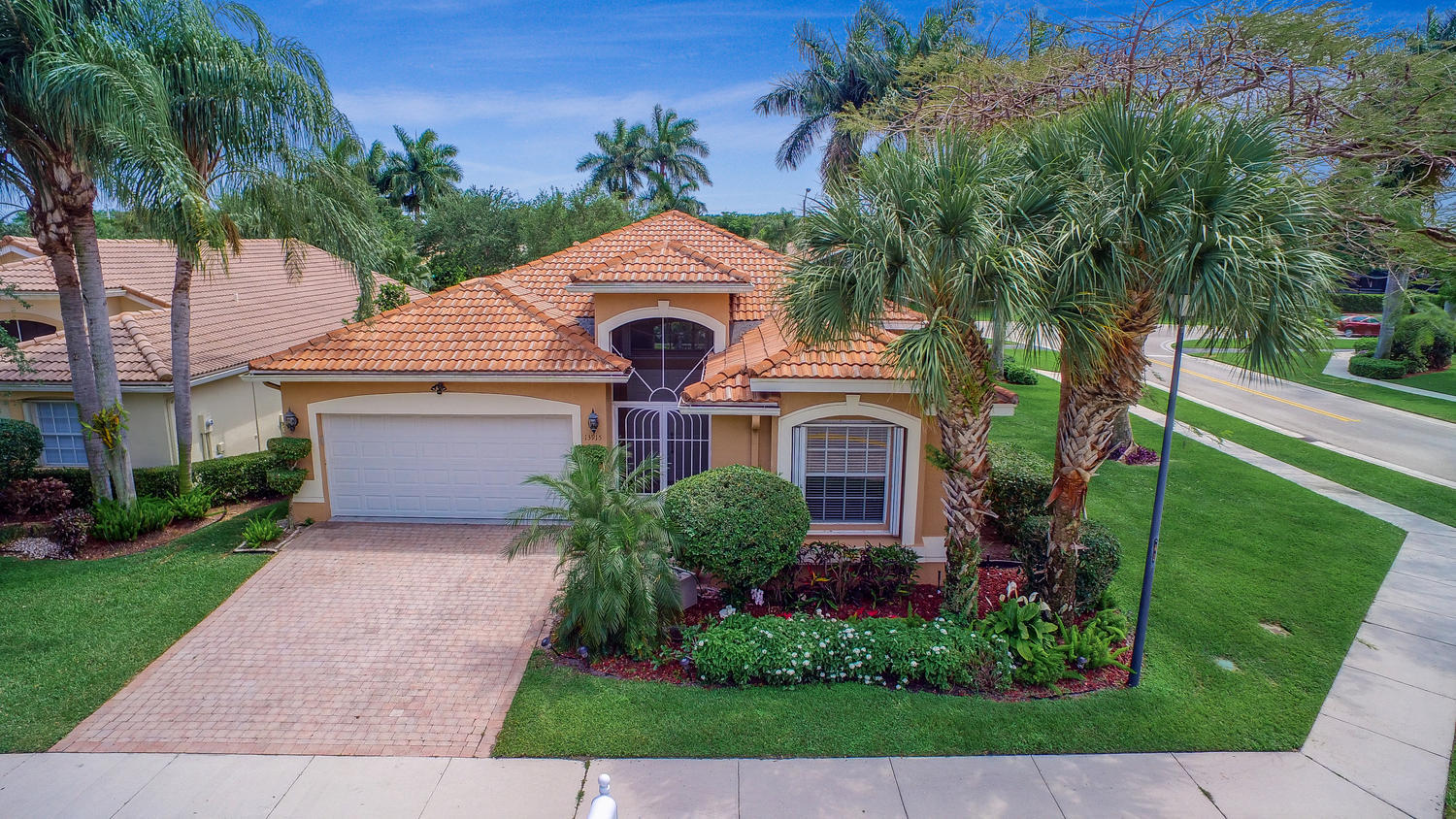 HUNTINGTON WALK 1 - Residential