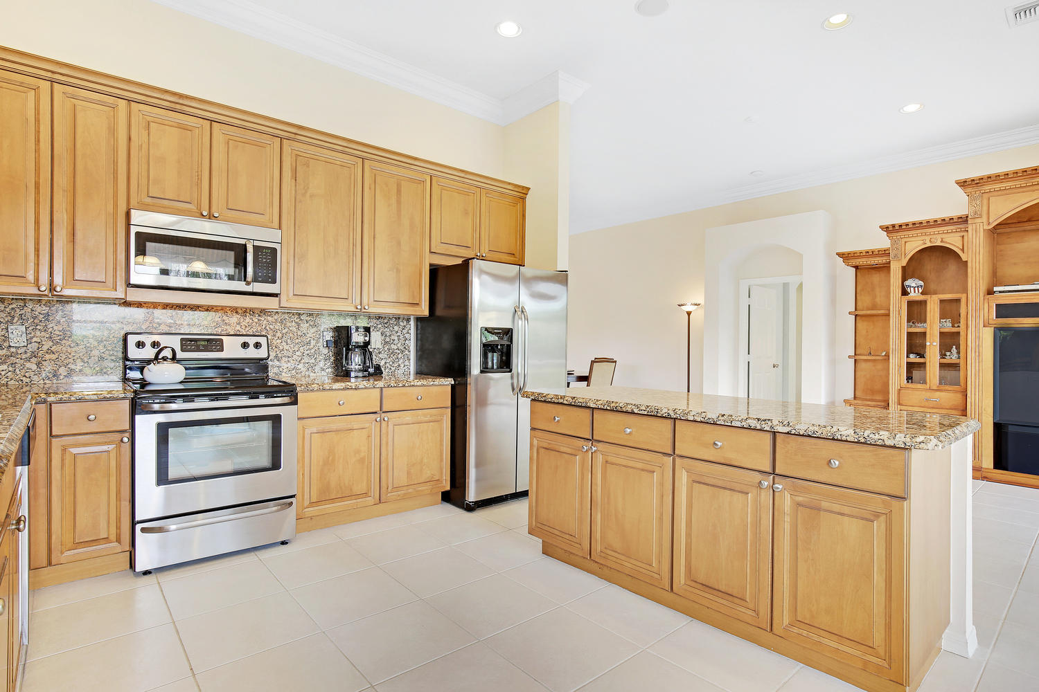 HUNTINGTON WALK 1 - Residential