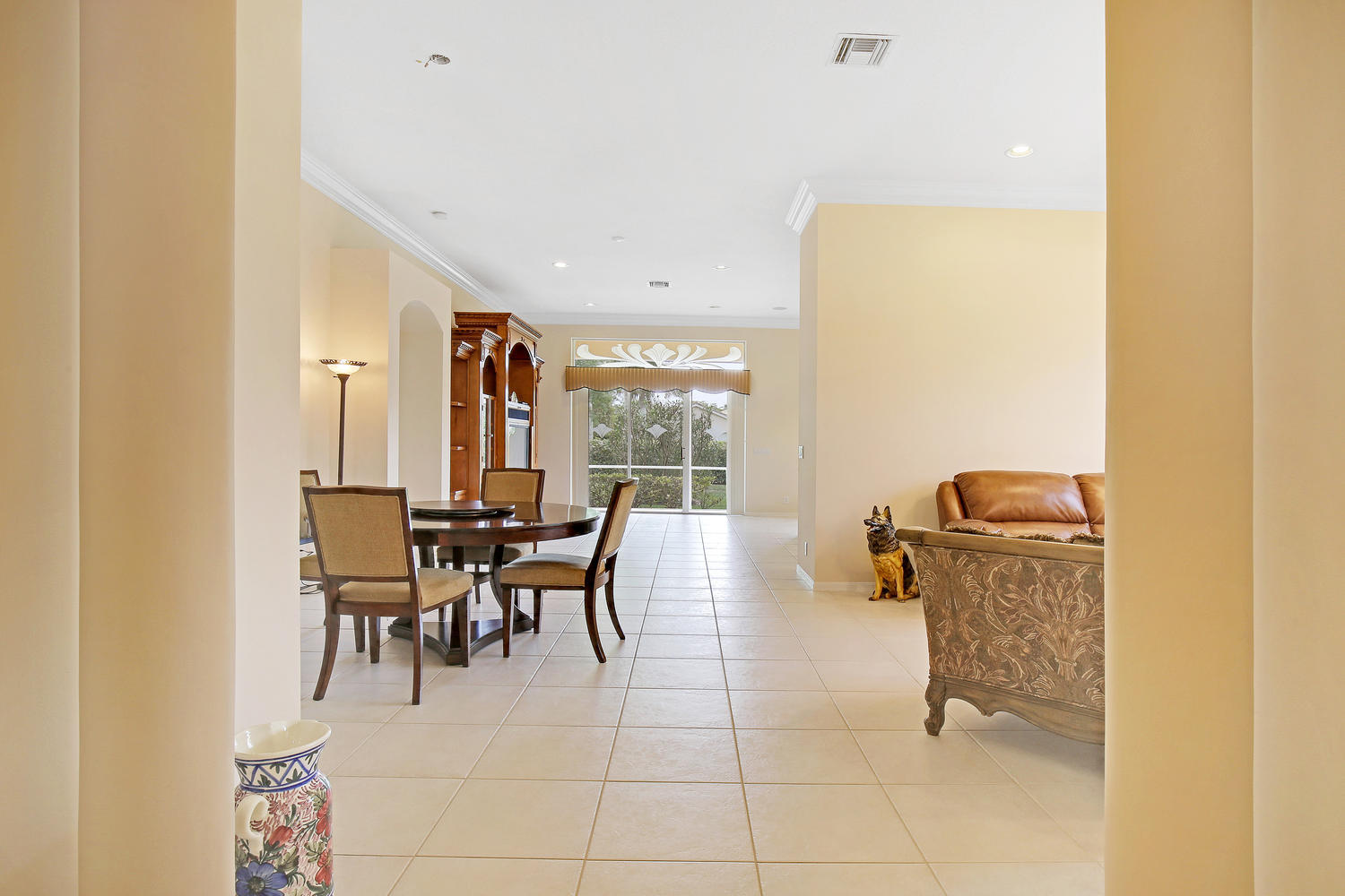 HUNTINGTON WALK 1 - Residential