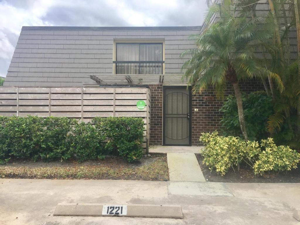 Photo of 1221 12th Ter Terrace, Palm Beach Gardens, FL 33418 (MLS # R10715218)