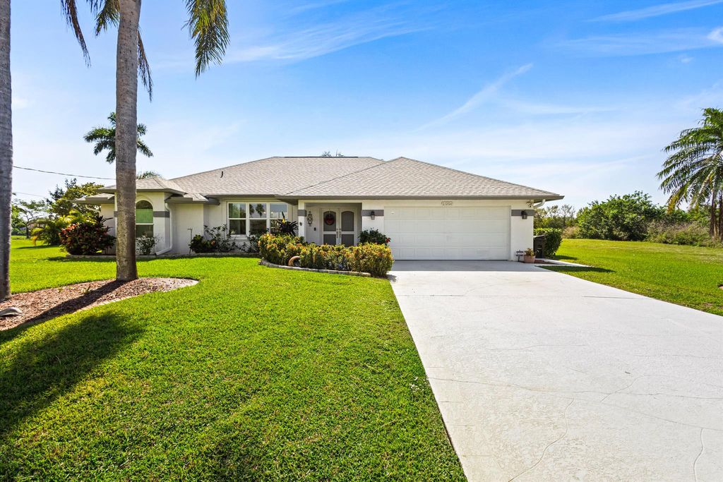 Photo of 106 SW Wind Circle, Port Saint Lucie, FL 34953 (MLS # R11060917)
