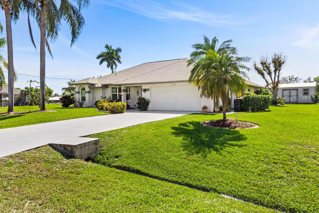 Photo of 106 SW Wind Circle, Port Saint Lucie, FL 34953 (MLS # R11060917)