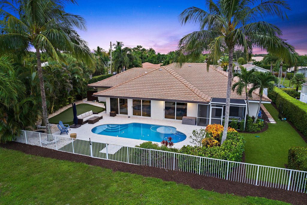 Photo of 210 Golfview Drive, Tequesta, FL 33469 (MLS # R10922902)