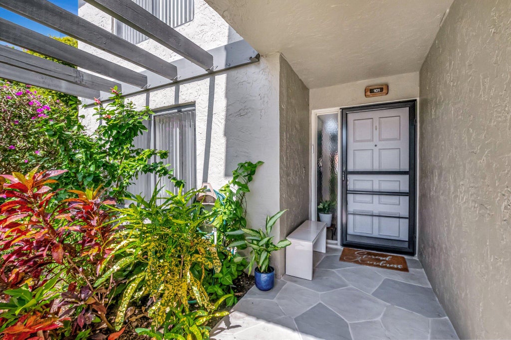 Photo of 5659 Fairway Park Drive #101, Boynton Beach, FL 33437 (MLS # R11059961)