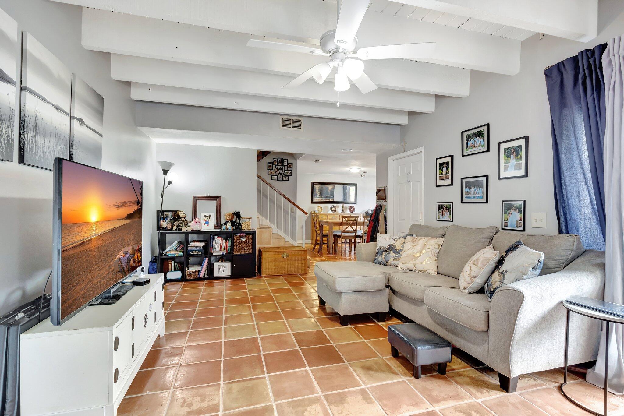 FRENCH QUARTER 3 - Residential Lease