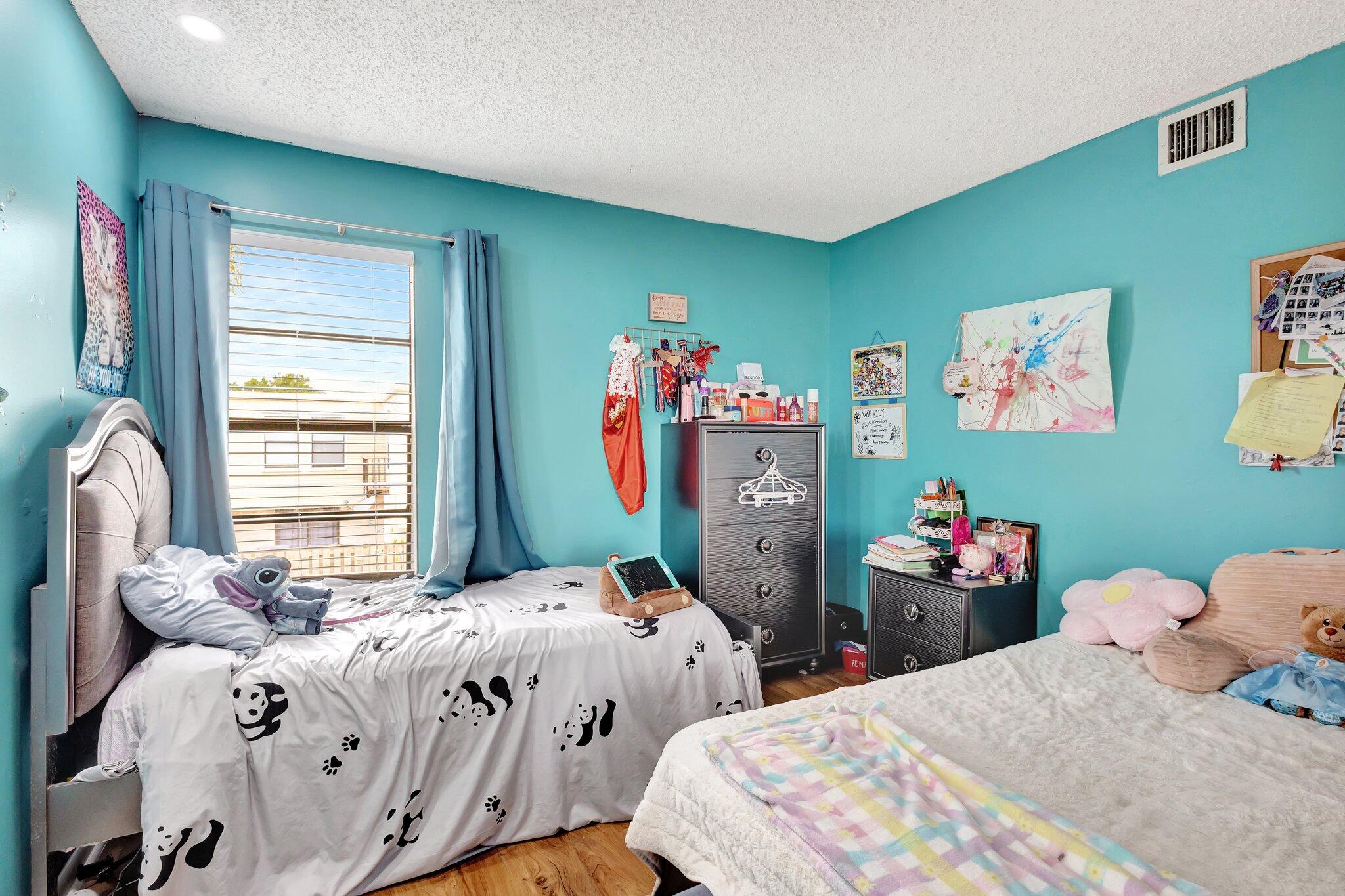 FRENCH QUARTER 3 - Residential Lease