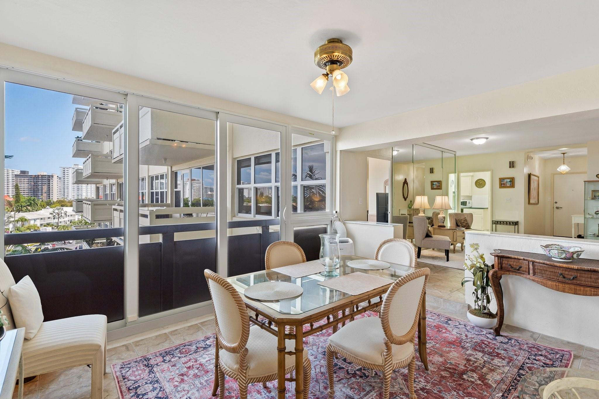 Coral Ridge Towers North - Residential