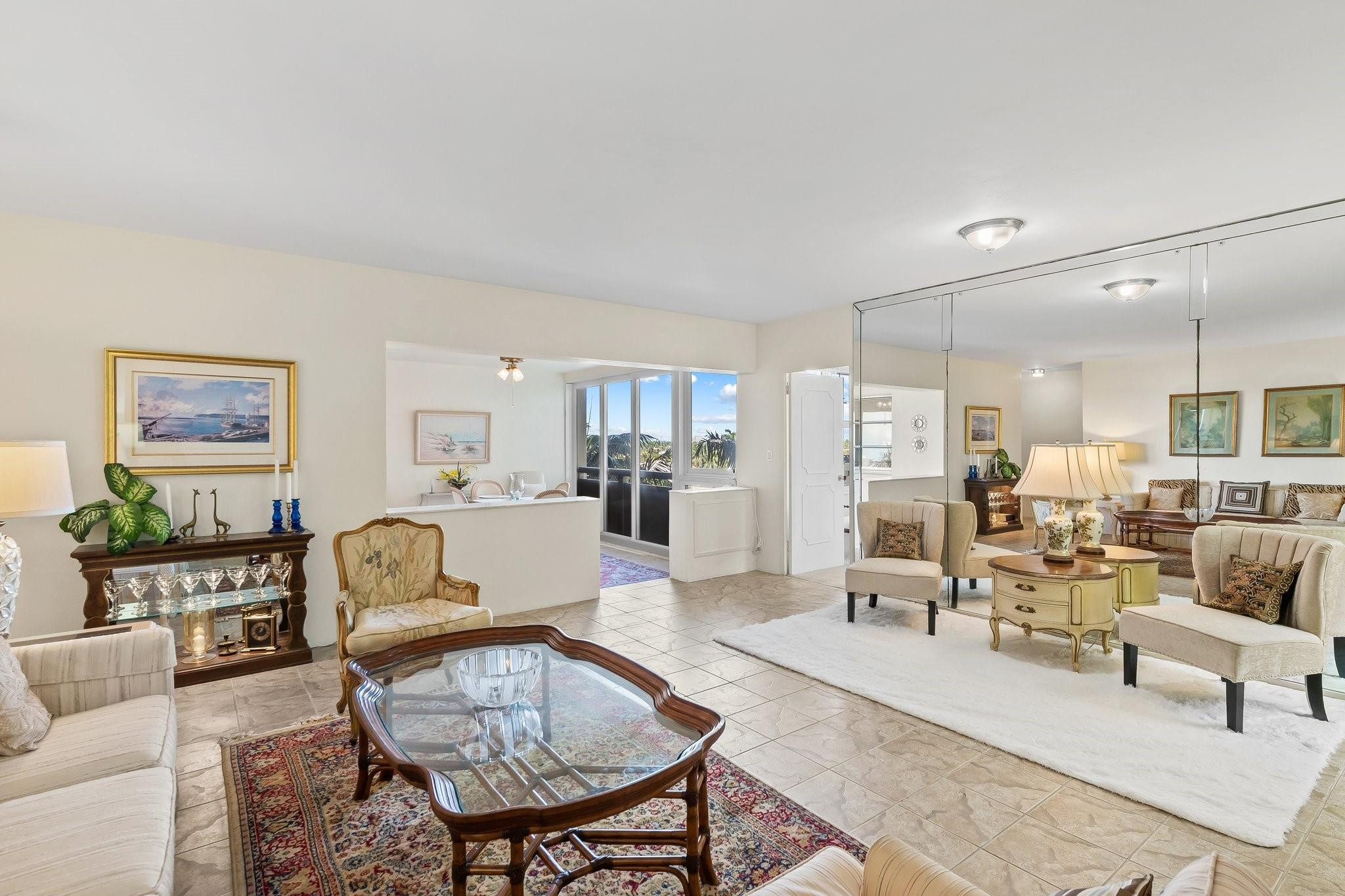 Coral Ridge Towers North - Residential