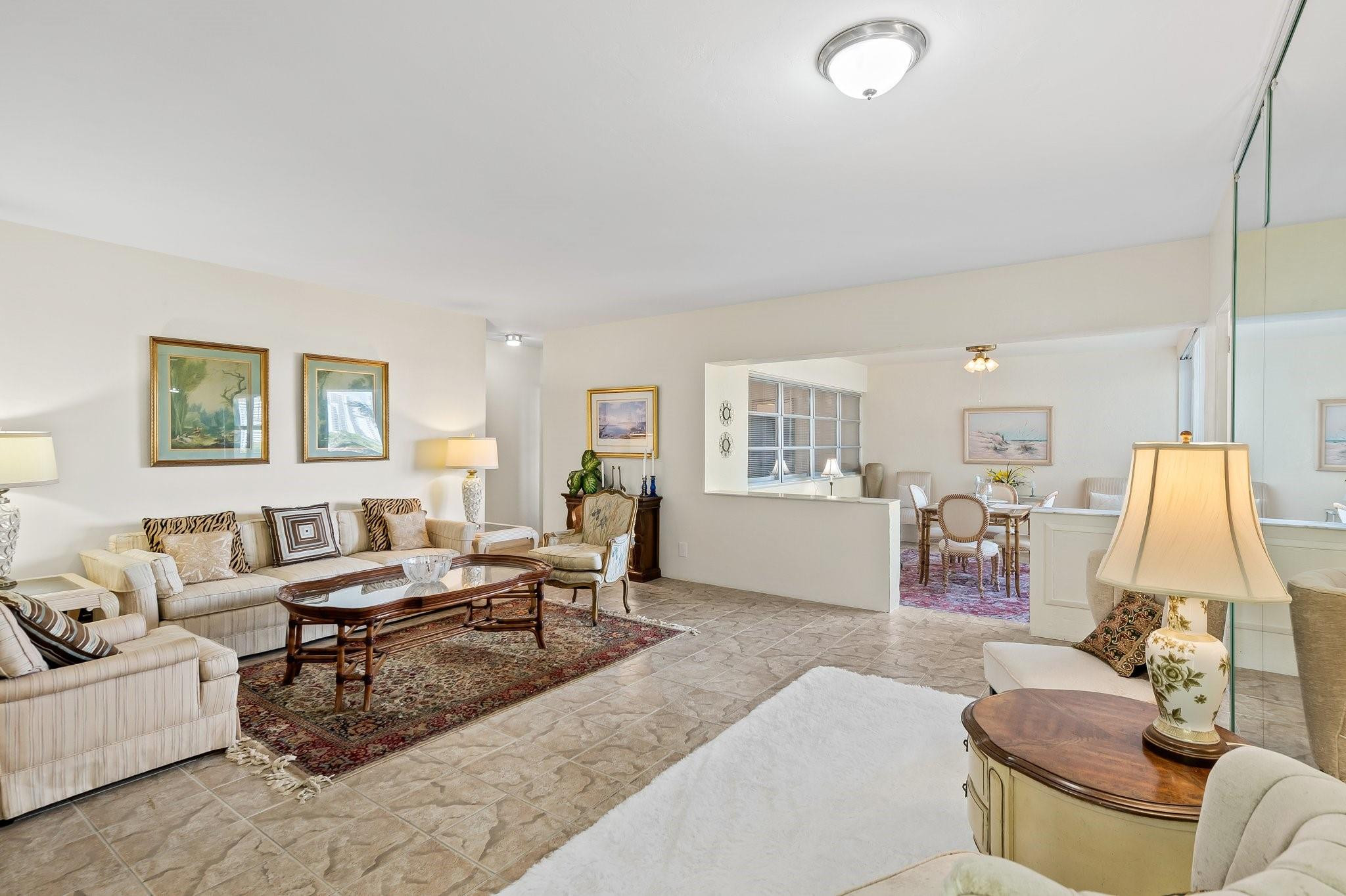 Coral Ridge Towers North - Residential