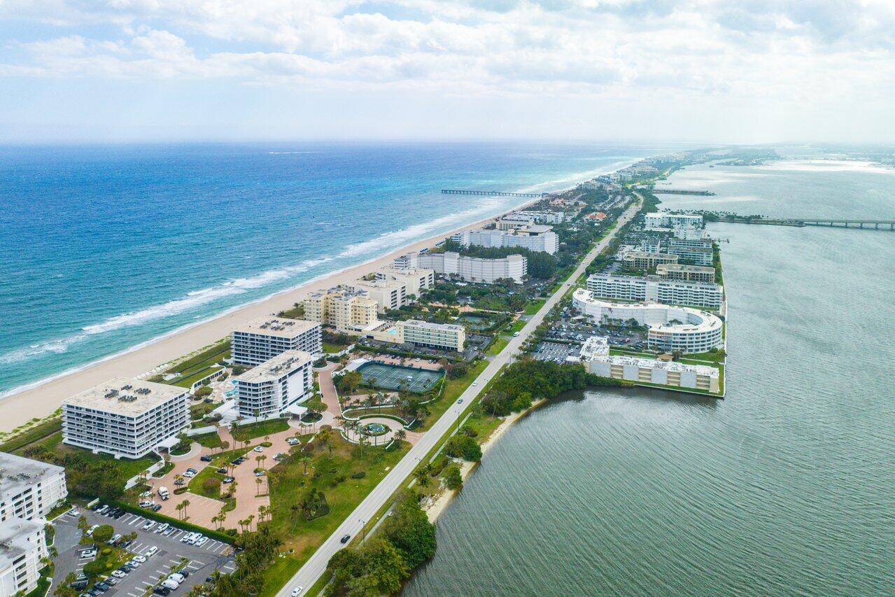 BEACH POINT COND DECL FIL - Residential