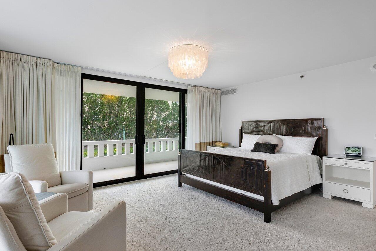 BEACH POINT COND DECL FIL - Residential