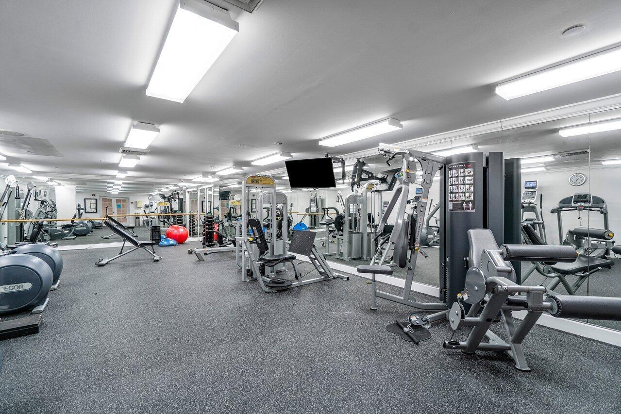 BEACH POINT COND DECL FIL - Residential