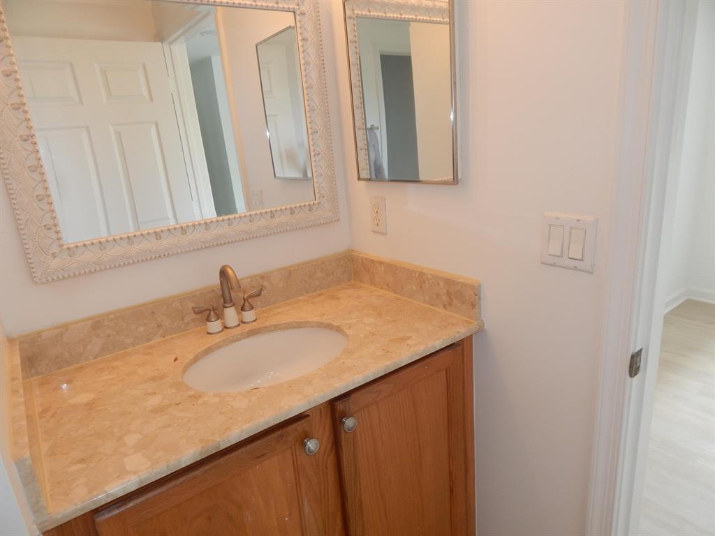 BEXLEY PARK - Residential Lease