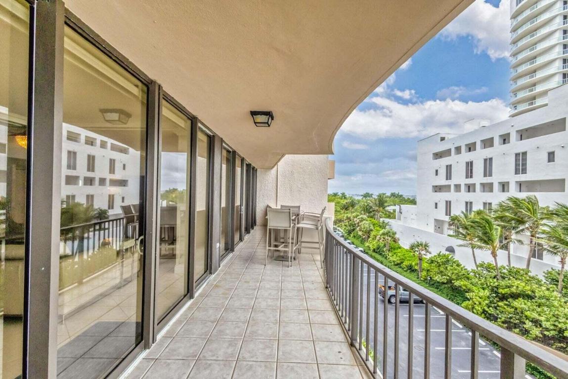 COTE D AZUR - Residential Lease