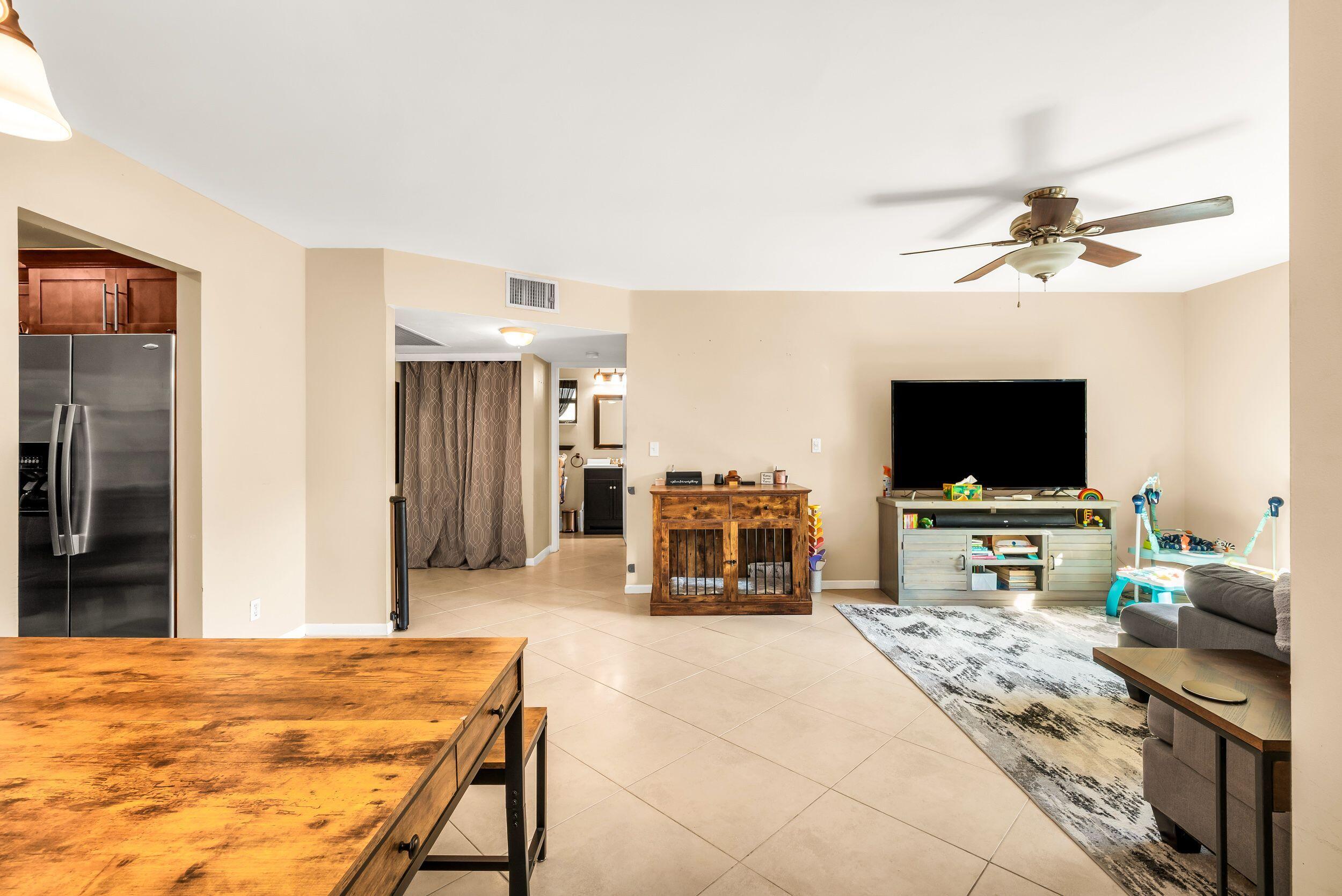 BAYWOOD VILLAGE II-D CONDO - Residential