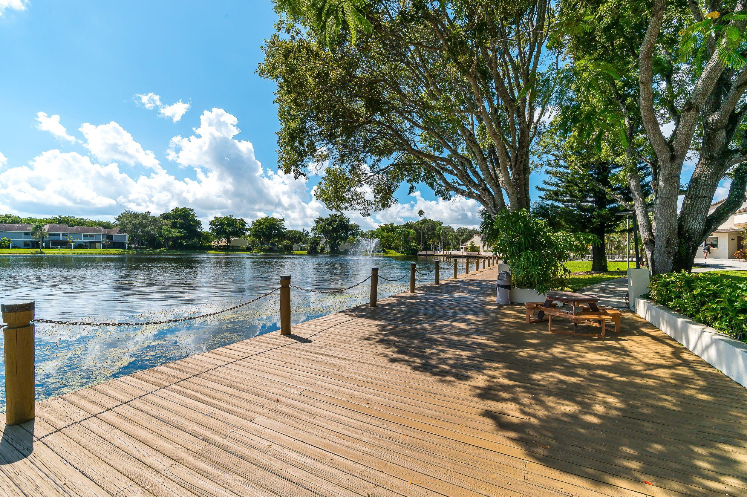 BAYWOOD VILLAGE II-D CONDO - Residential