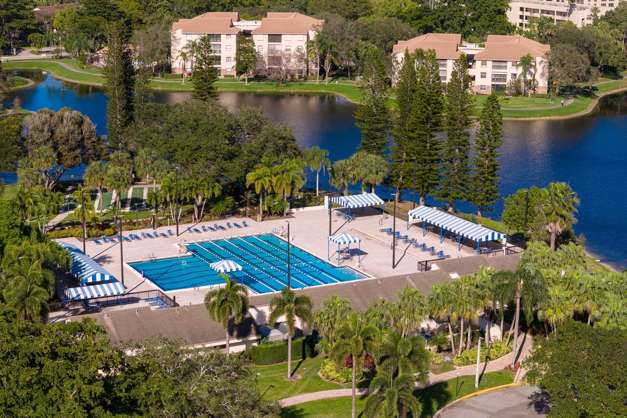 BAYWOOD VILLAGE II-D CONDO - Residential