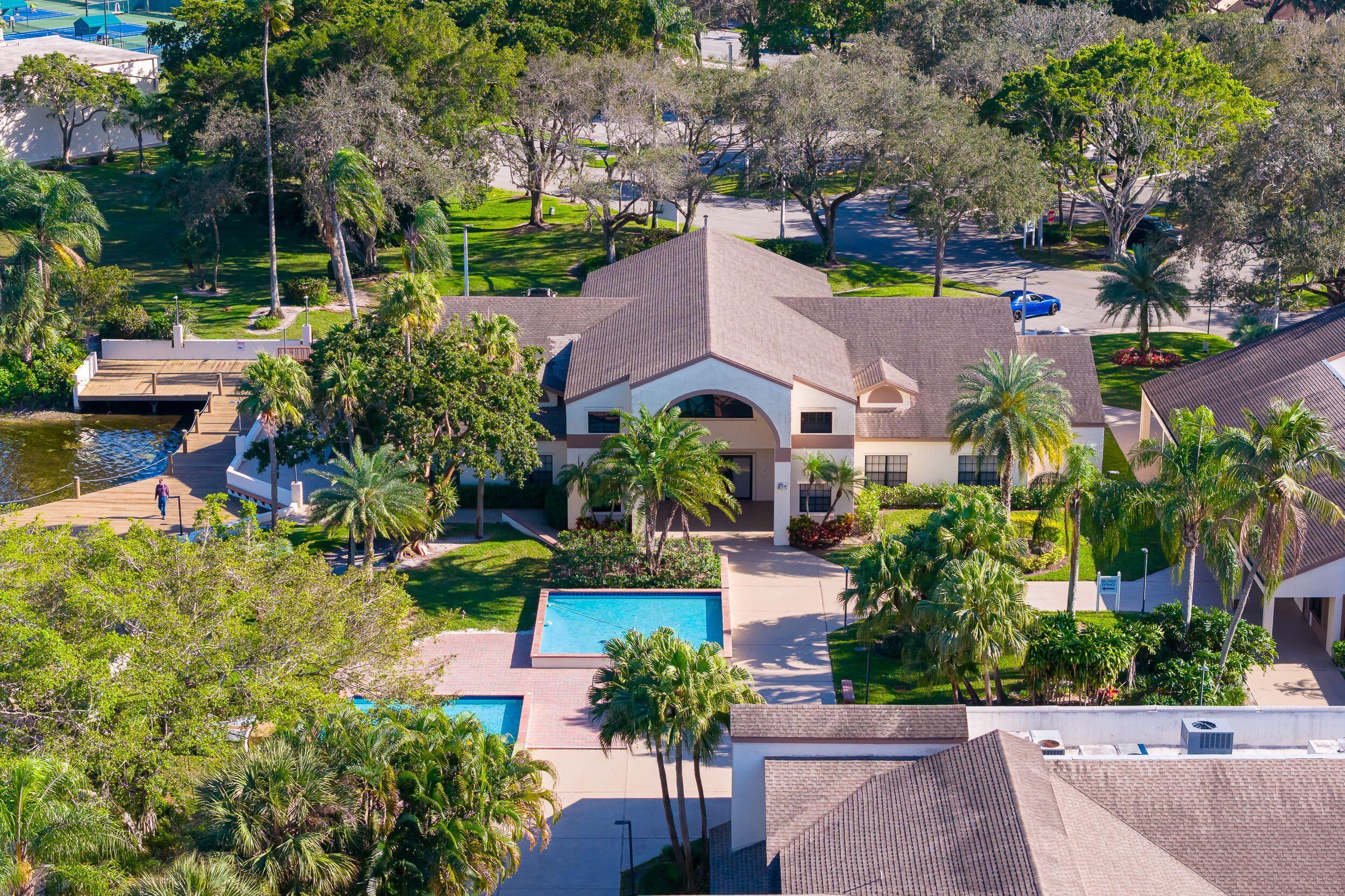 BAYWOOD VILLAGE II-D CONDO - Residential