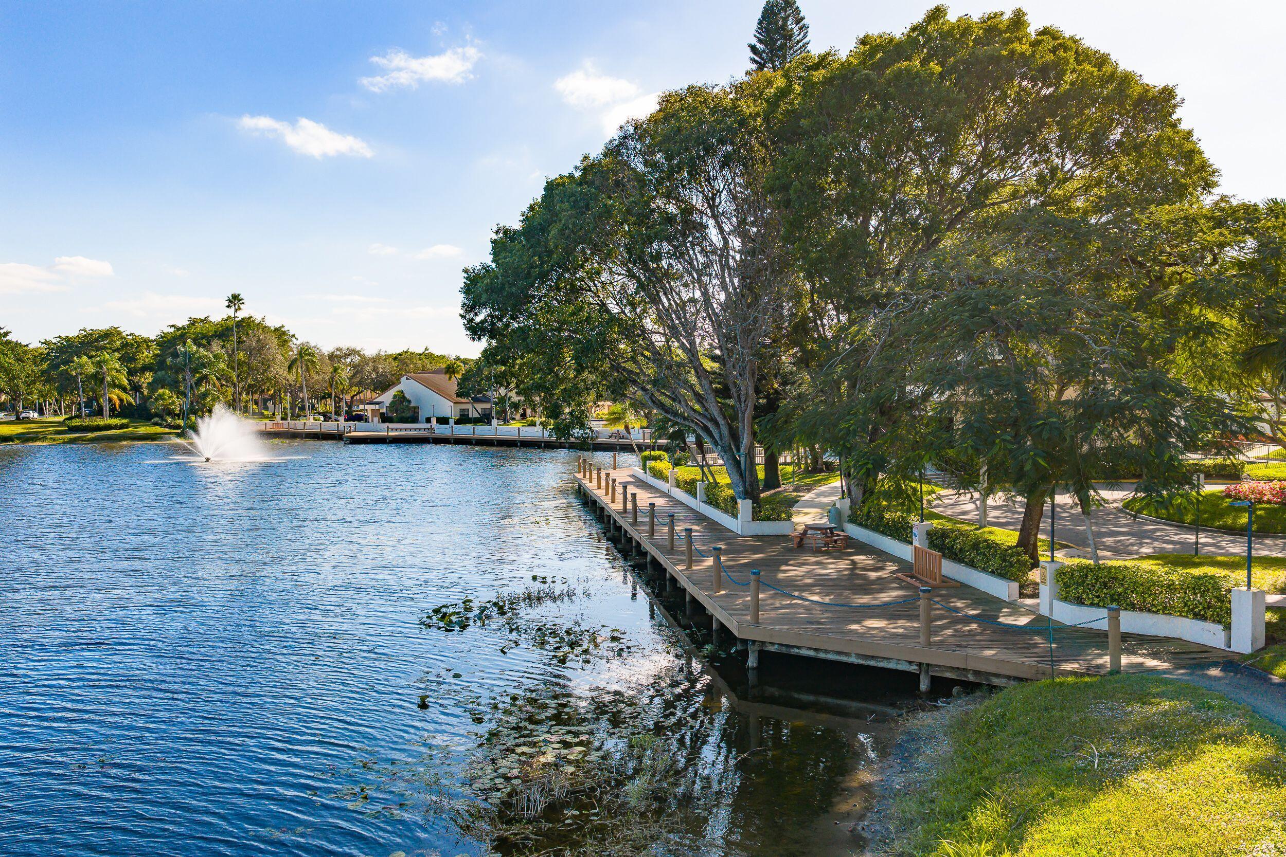 BAYWOOD VILLAGE II-D CONDO - Residential