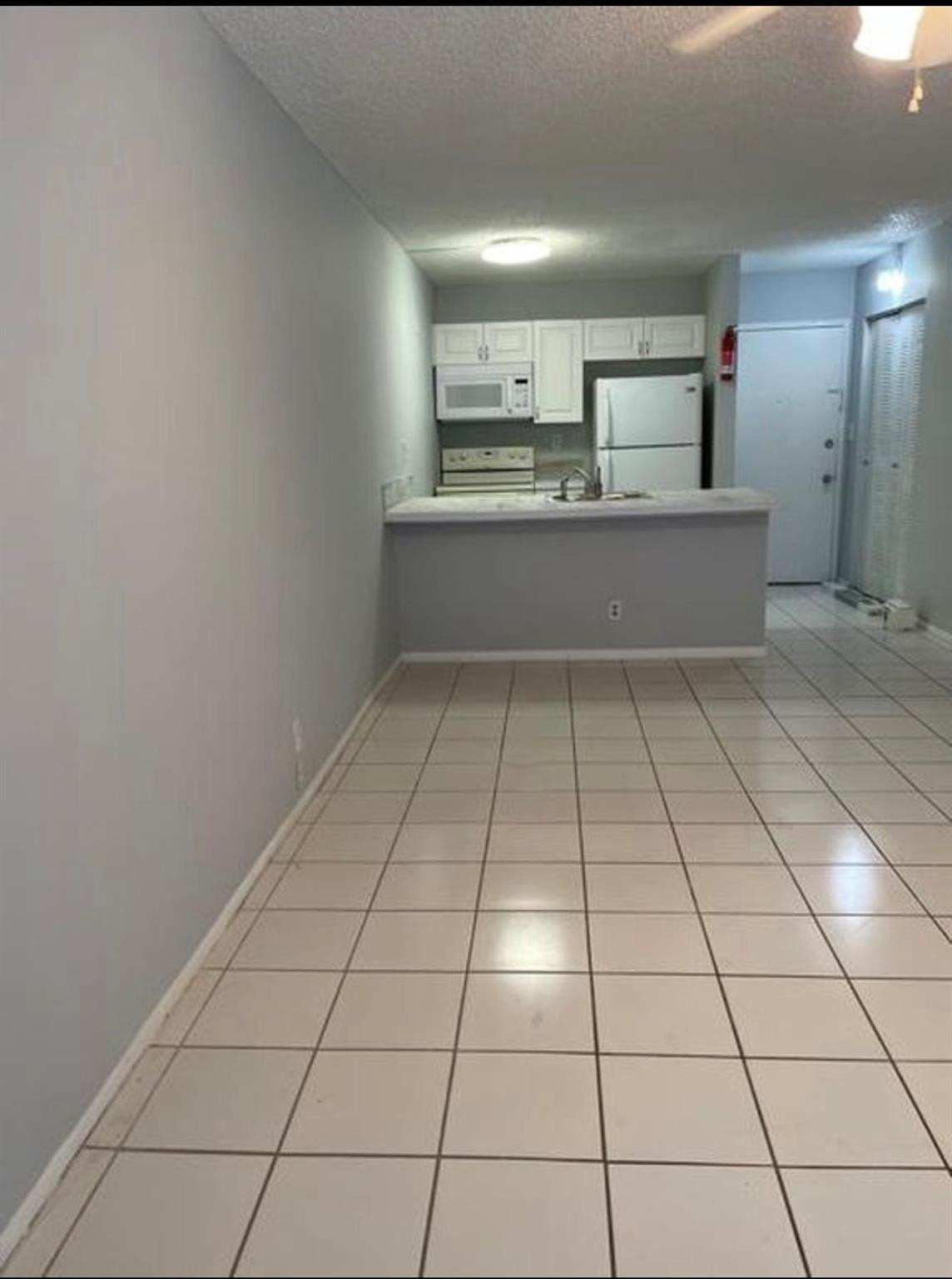 Coral Spgs Tower Club II - Residential Lease