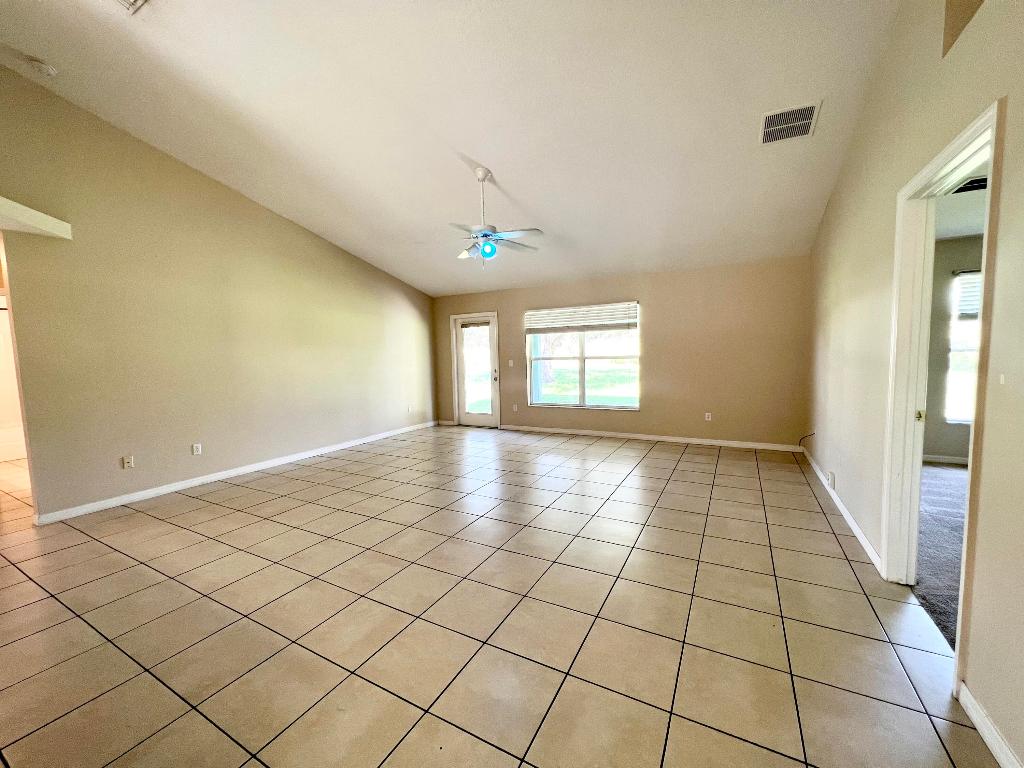 SEBASTIAN HIGHLANDS UNIT 17 - Residential