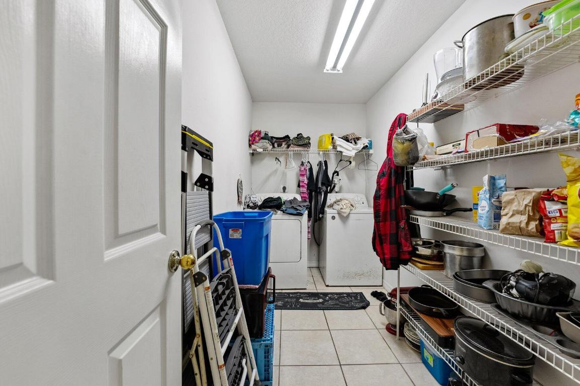 SEBASTIAN HIGHLANDS UNIT 17 - Residential