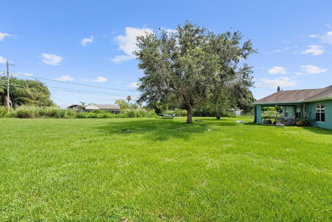 SEBASTIAN HIGHLANDS UNIT 17 - Residential